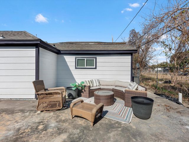 2505 Truxillo Street, Houston, TX 77004