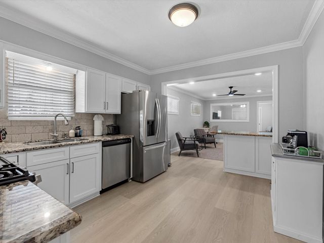 2505 Truxillo Street, Houston, TX 77004