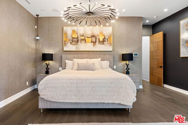 3712 Broadlawn Drive, Los Angeles, CA 90068