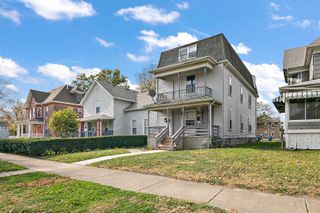 273 S 3rd Avenue, Kankakee, IL 60901