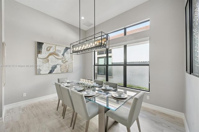 12065 N Kalmar Cir, Parkland, FL 33076