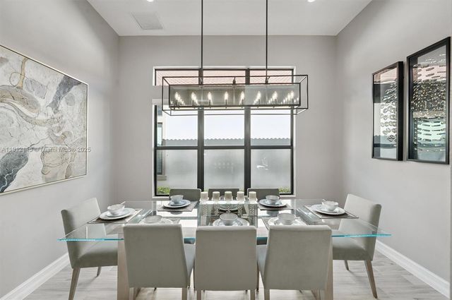 12065 N Kalmar Cir, Parkland, FL 33076