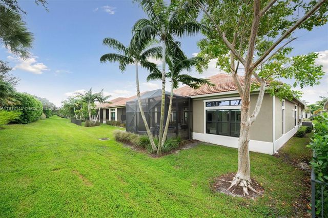 12065 N Kalmar Cir, Parkland, FL 33076