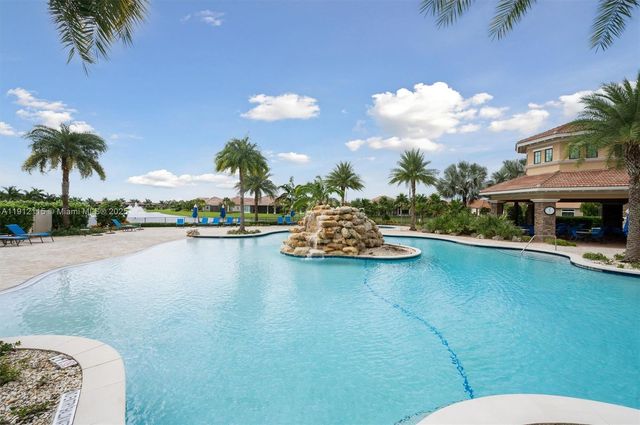 12065 N Kalmar Cir, Parkland, FL 33076