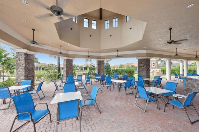 12065 N Kalmar Cir, Parkland, FL 33076