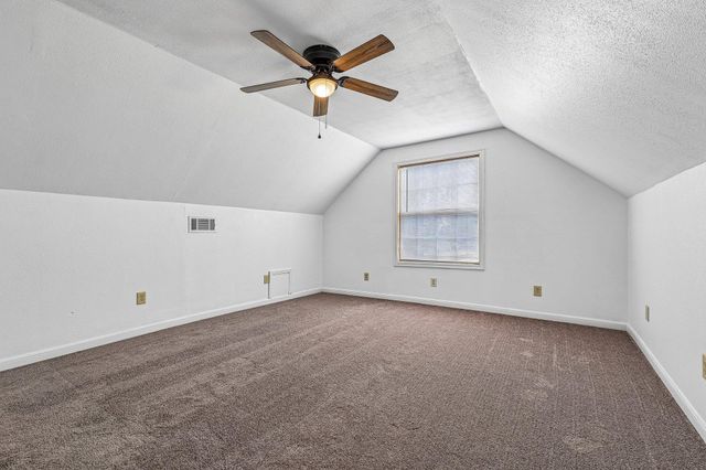122 Dodd Preston RD, Elgin, TX 78621