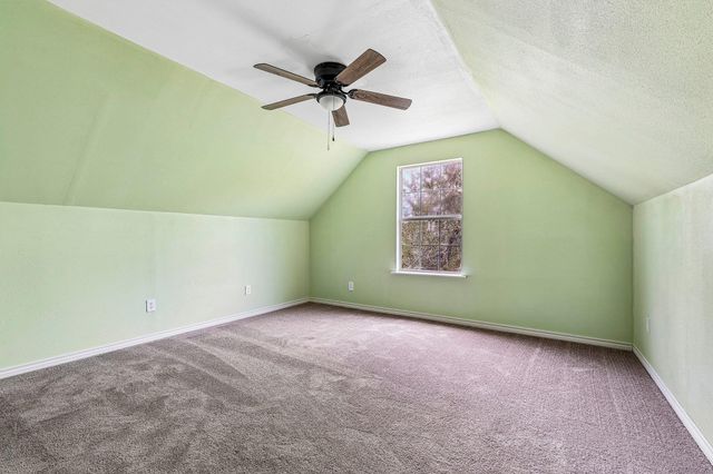 122 Dodd Preston RD, Elgin, TX 78621