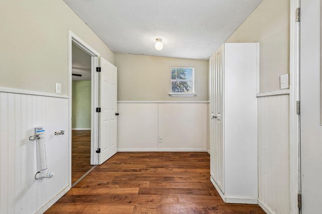 122 Dodd Preston RD, Elgin, TX 78621