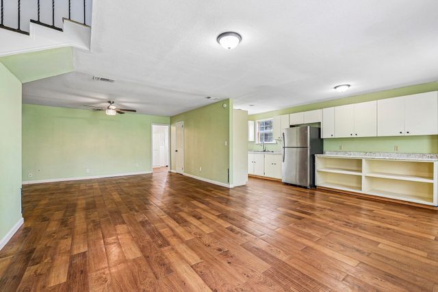122 Dodd Preston RD, Elgin, TX 78621