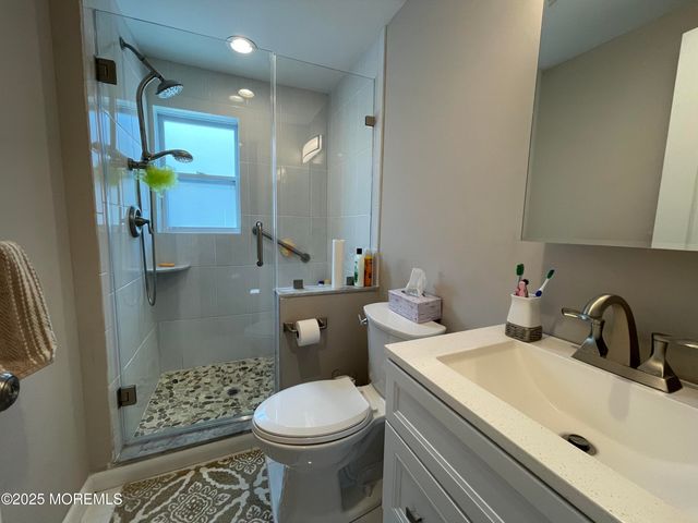 20 Vine Court, Long Branch, NJ 07740