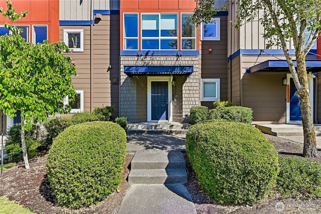 1771 25th Avenue NE, Issaquah, WA 98029