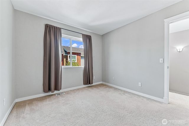 1771 25th Avenue NE, Issaquah, WA 98029