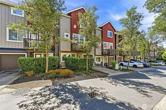 1771 25th Avenue NE, Issaquah, WA 98029