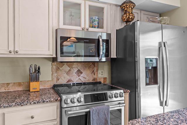 341 Seabrook Island Road, Seabrook Island, SC 29455