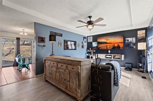 928 NE Mulberry Street, Lee's Summit, MO 64086