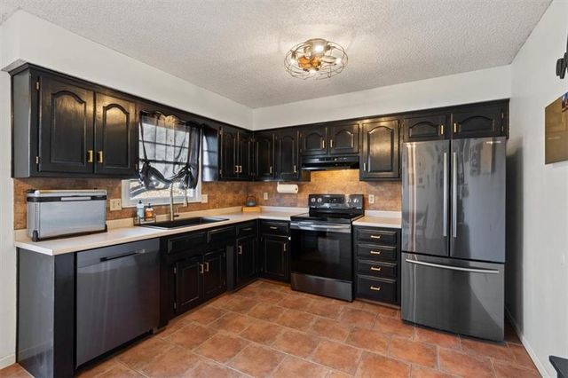 928 NE Mulberry Street, Lee's Summit, MO 64086