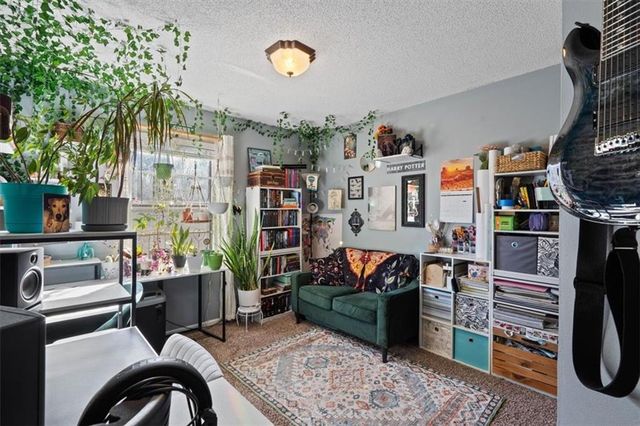 928 NE Mulberry Street, Lee's Summit, MO 64086