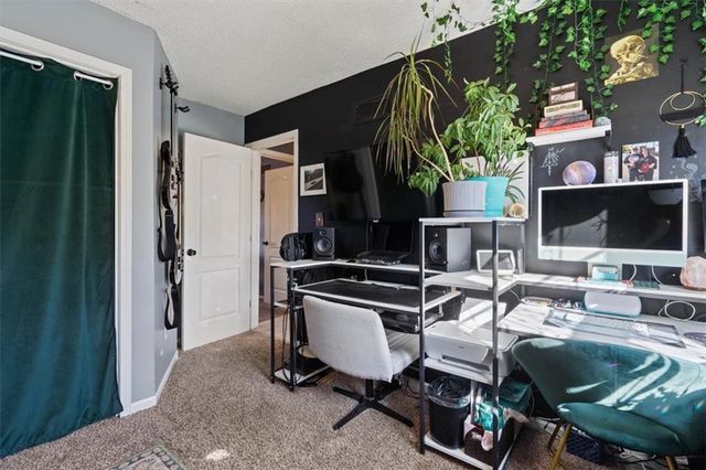 928 NE Mulberry Street, Lee's Summit, MO 64086