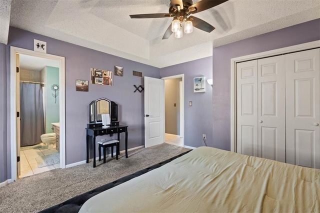 928 NE Mulberry Street, Lee's Summit, MO 64086