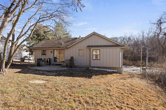 928 NE Mulberry Street, Lee's Summit, MO 64086
