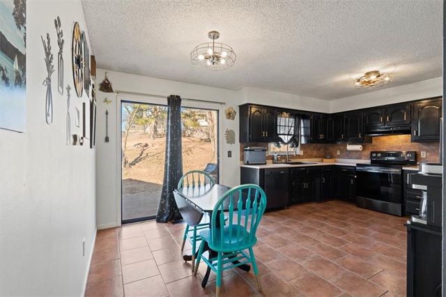 928 NE Mulberry Street, Lee's Summit, MO 64086