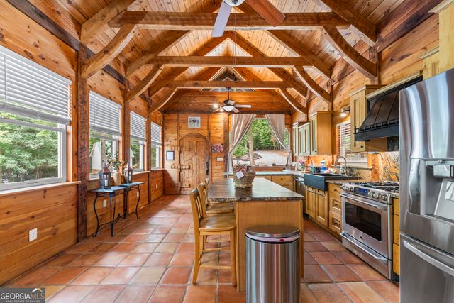 2374 Dean Mountain Road, Cleveland, GA 30528