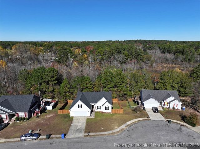 7708 Redwood Avenue, Fayetteville, NC 28314