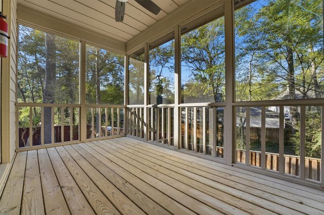 56 Lakeridge Drive, The Woodlands, TX 77381