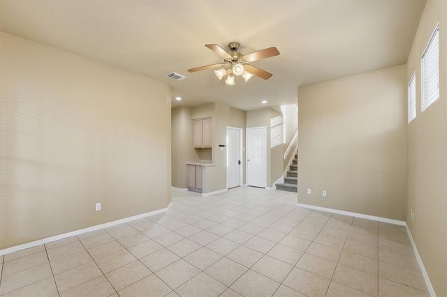 56 Lakeridge Drive, The Woodlands, TX 77381