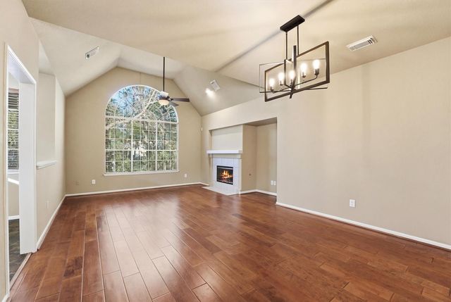 56 Lakeridge Drive, The Woodlands, TX 77381