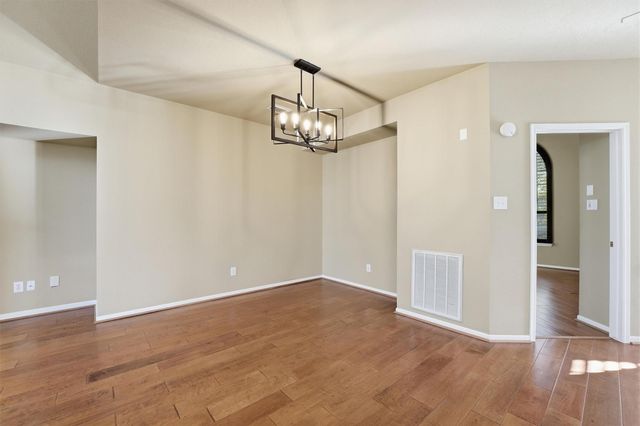 56 Lakeridge Drive, The Woodlands, TX 77381