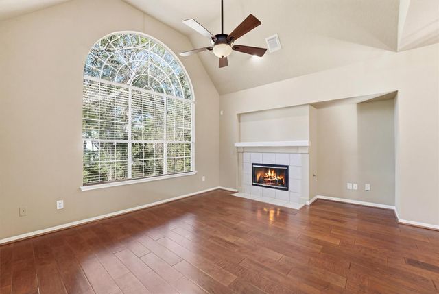 56 Lakeridge Drive, The Woodlands, TX 77381