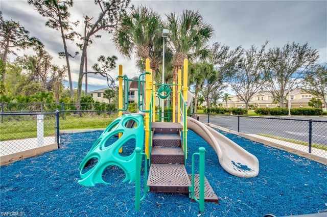 14776 Calusa Palms DR 204, Fort Myers, FL 33919