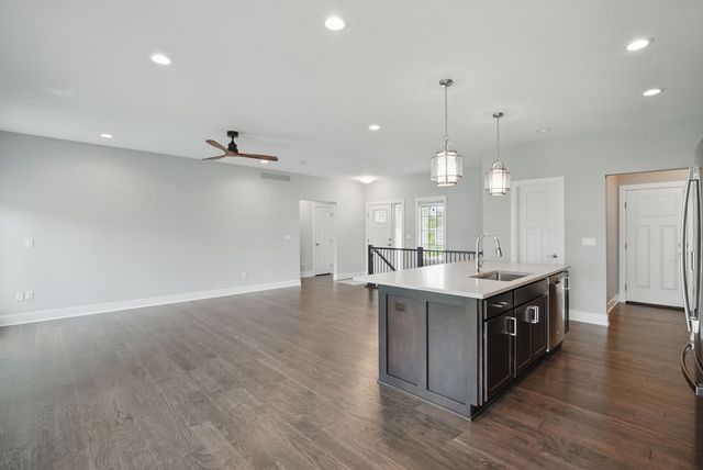 8704 Highland Oaks Drive, Johnston, IA 50131