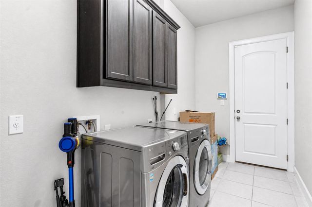 418 Quartz DR, Dripping Springs, TX 78620