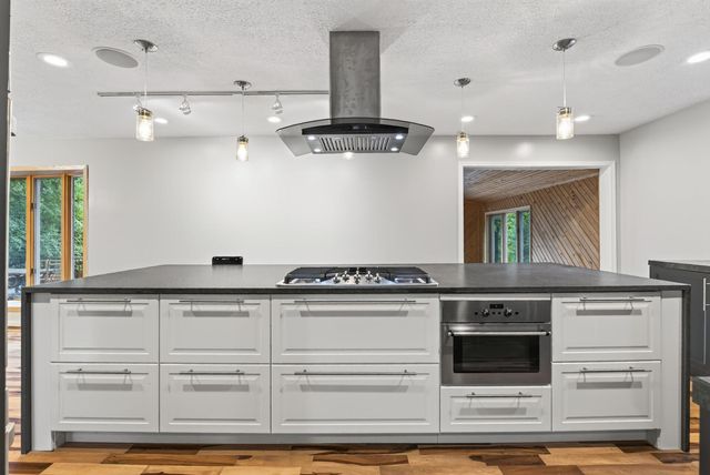 14797 192nd Avenue NW, Elk River, MN 55330