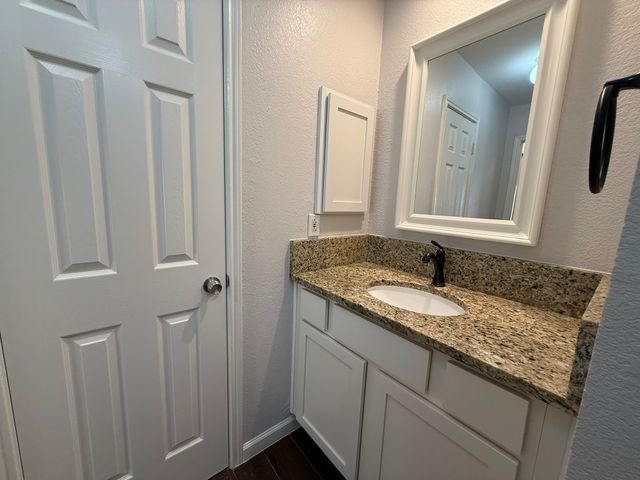 2317 Aquaduct Drive, Bedford, TX 76022