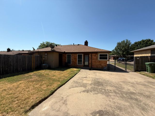 2317 Aquaduct Drive, Bedford, TX 76022