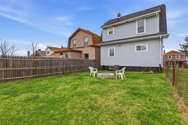 1126 Bellaire Ave, Brookline, PA 15226