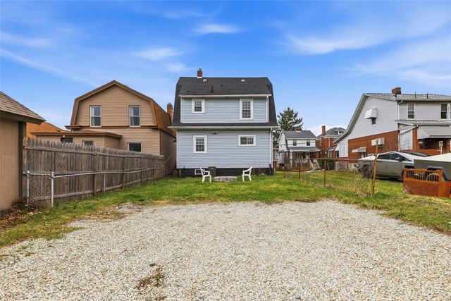 1126 Bellaire Ave, Brookline, PA 15226