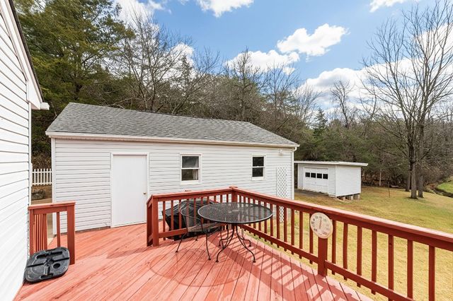 12 TRUITT LN, Fishersville, VA 22939