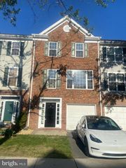 42888 GOLF VIEW DR, Chantilly, VA 20152