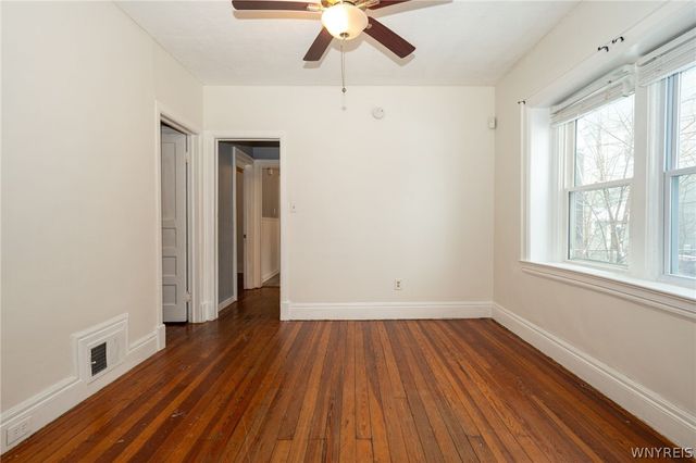 11 Hoyt Street, Buffalo, NY 14213