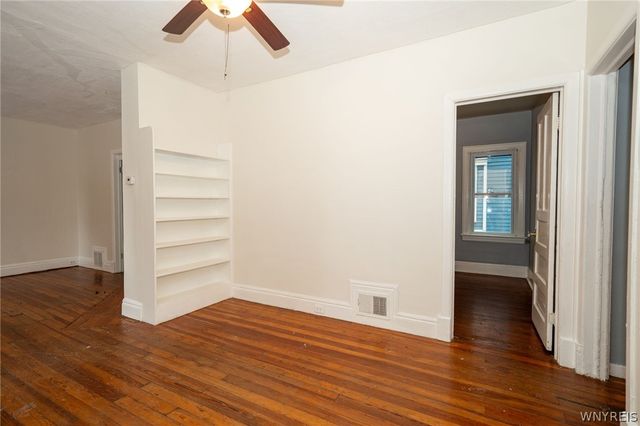 11 Hoyt Street, Buffalo, NY 14213