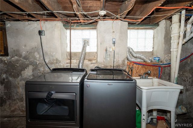 11 Hoyt Street, Buffalo, NY 14213