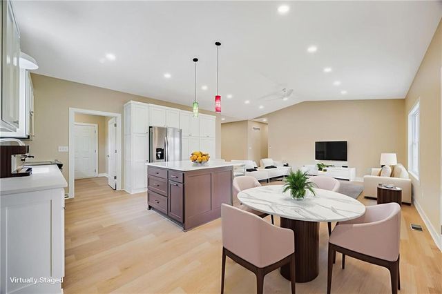 1013 S Main Street, Holden, MO 64040