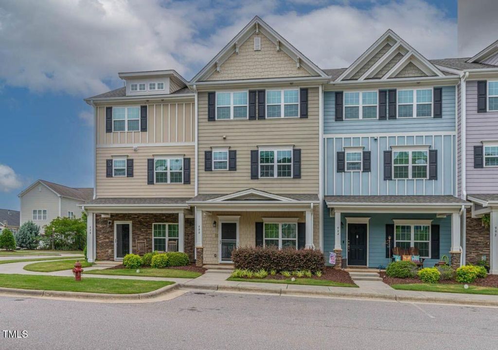 996 Tender Drive, Apex, NC 27502