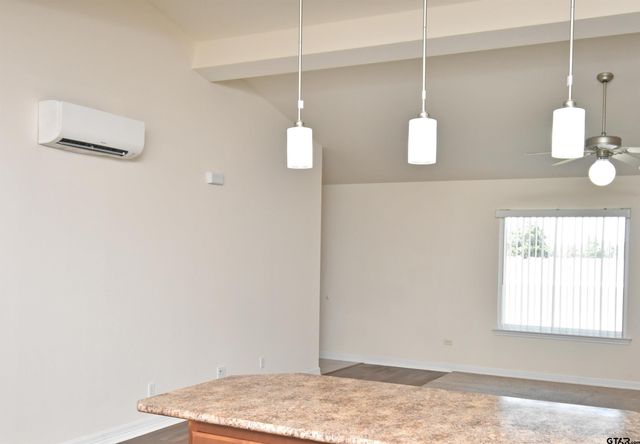 3085 W FM 2975, Point, TX 75472