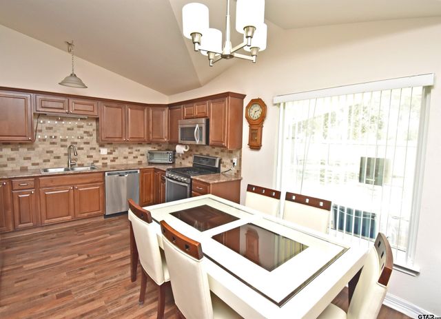 3085 W FM 2975, Point, TX 75472