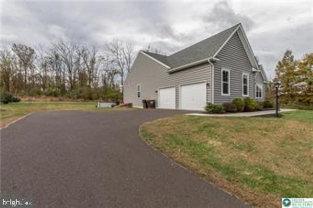 930 RICHLANDTOWN RD, Quakertown, PA 18951